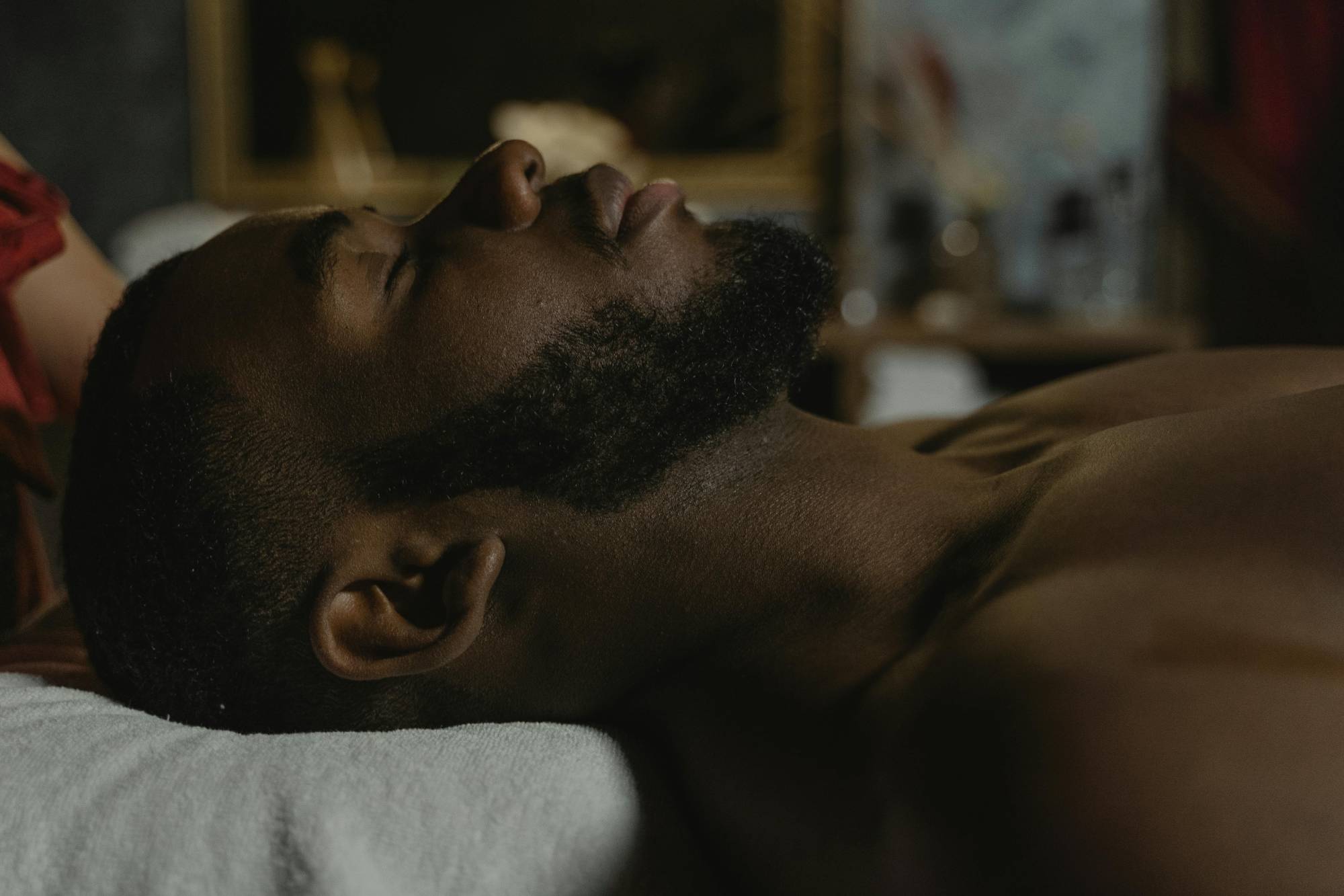Male massage therapy Singapore