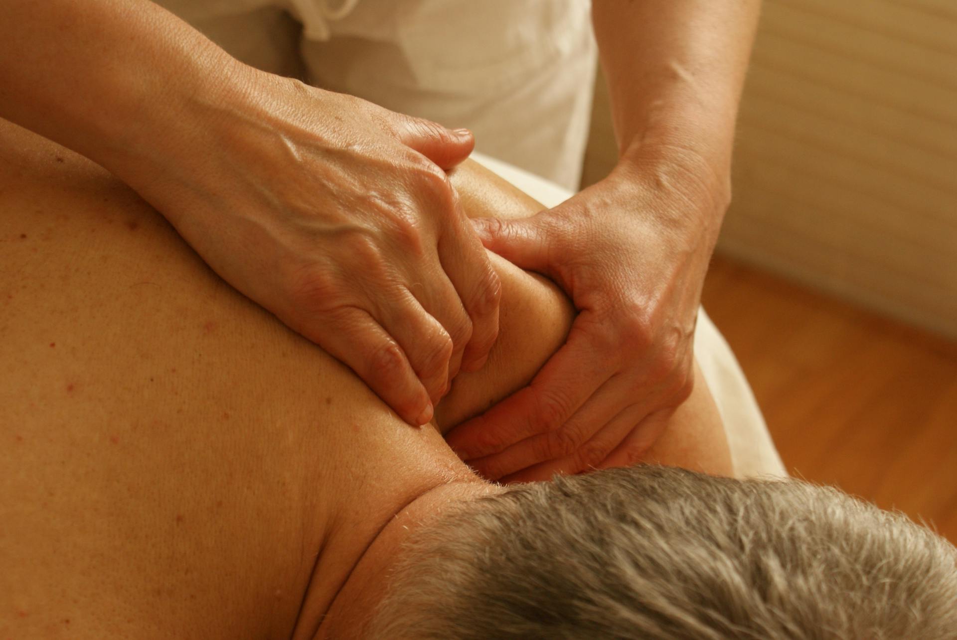Singapore male massage